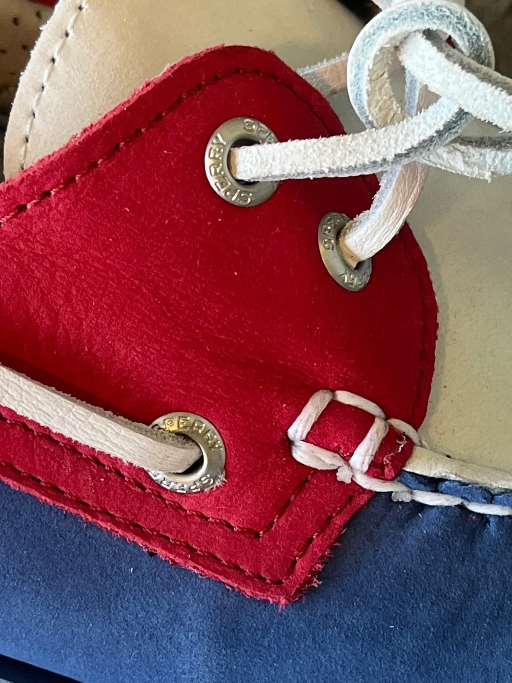 NWOT Sperry Gold Cup Authentic Original 2-Eye Boat Shoes Red White Blue Size 10